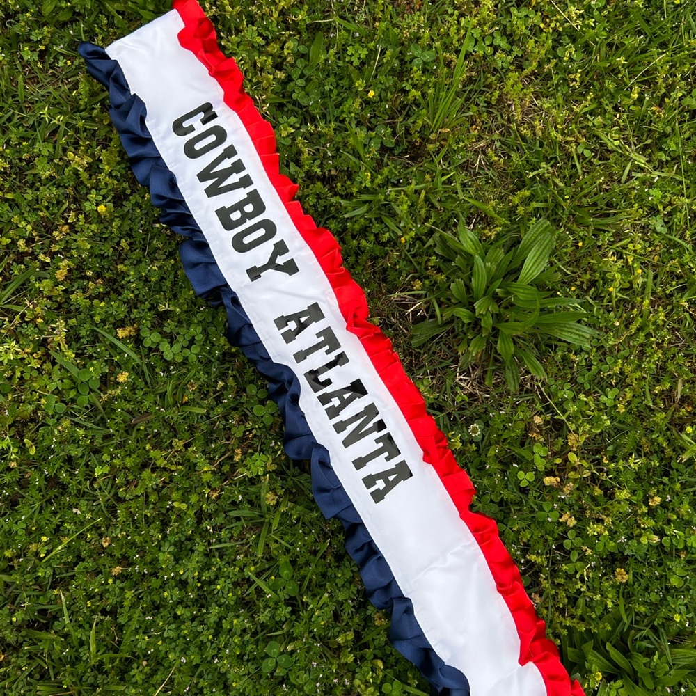 Red and White Striped Outdoor Decoration Pole Cover
